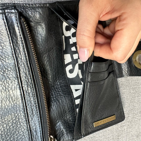 Marc by Marc Jacobs Wallet - Picture 6 of 7